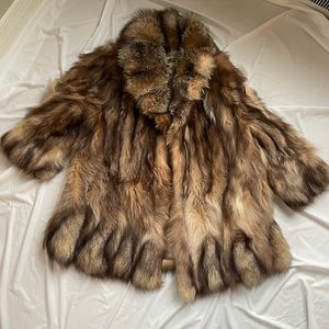 VERY DAMAGED fox fur coat